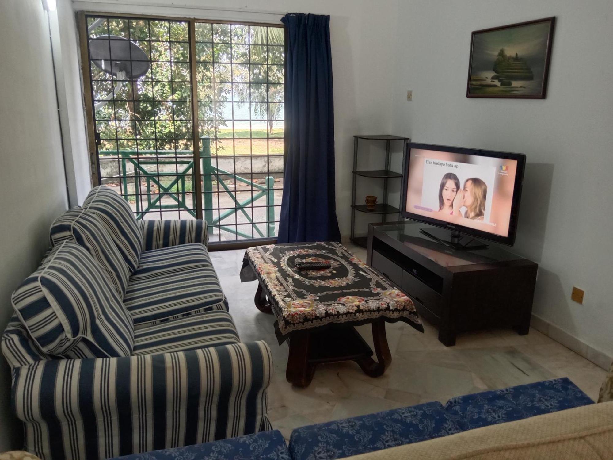 Pd Bayu Beach Resort Private Service Apartment Порт-Диксон Экстерьер фото